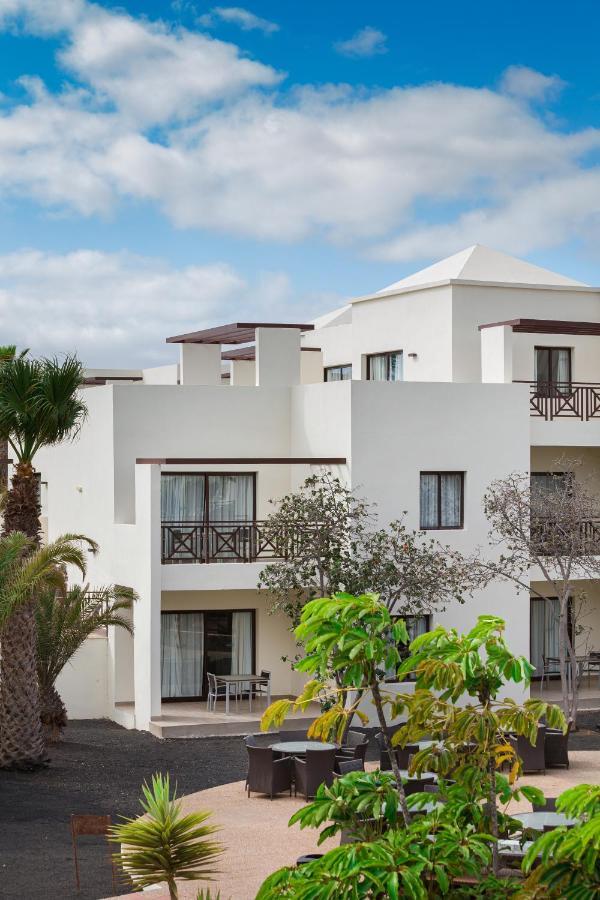 Natura Volcan By Vitalclass Lanzarote Resort Costa Teguise Exterior photo